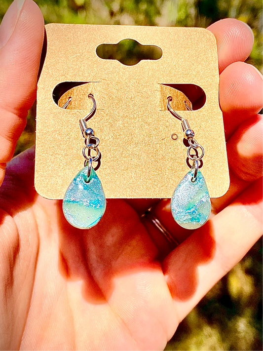 Quartz Water Droplet Earrings